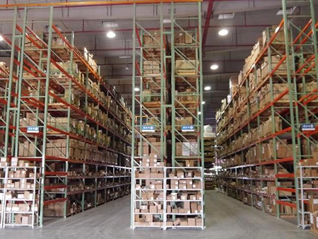  Teardrop Pallet Rack(US Bolted Type Upright Frame)